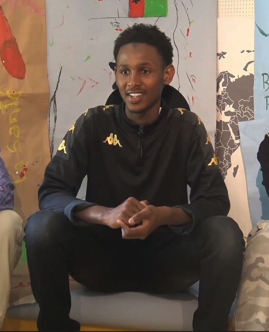 Quelles sont les langues que vous parlez à la maison ?<br>